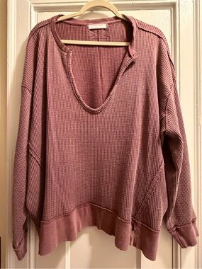 Free People Women’s We The Free Buttercup Oversize Thermal Top in Mauve Size Med
